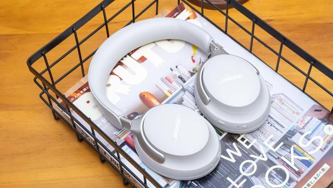 选择了Bose QC消噪耳机Ultraag九游会登录应对17小时的长途旅行我(图15)