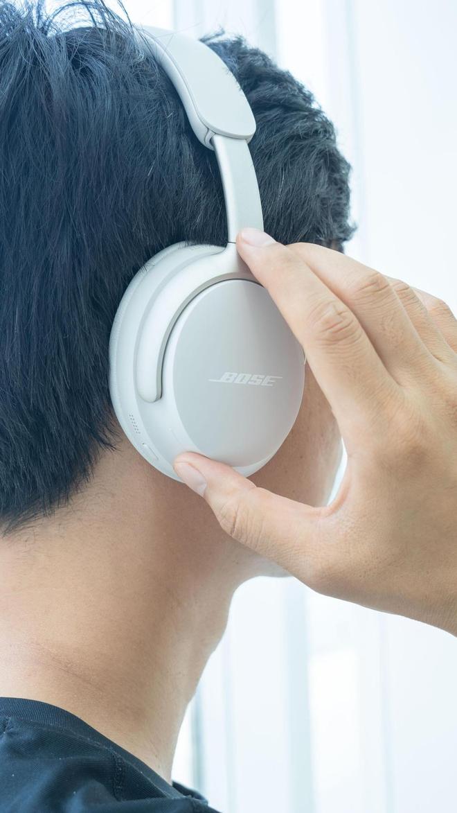 选择了Bose QC消噪耳机Ultraag九游会登录应对17小时的长途旅行我(图8)