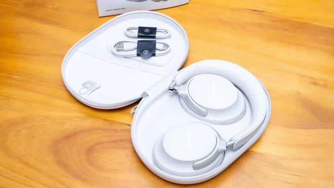 选择了Bose QC消噪耳机Ultraag九游会登录应对17小时的长途旅行我(图11)